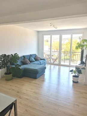 Beautiful luminous apartment right next to the center